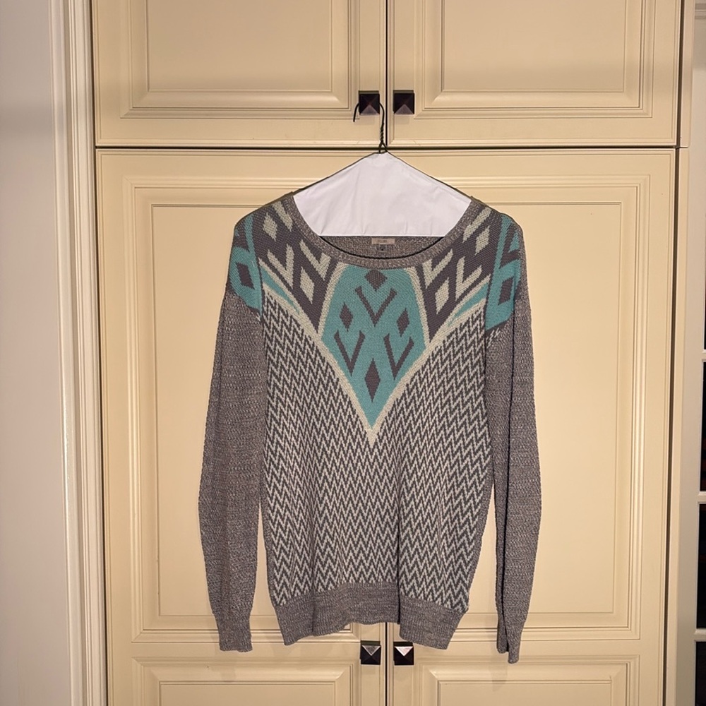 Ecoté Women’s Sweater